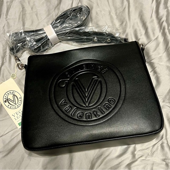 Valentino Orlandi Handbags - VALENTINO ORLANDI BLACK PURSE